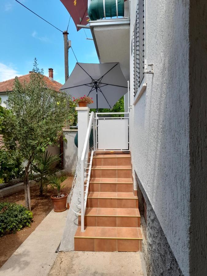Apartment Gotovina Biograd Na Moru Dış mekan fotoğraf